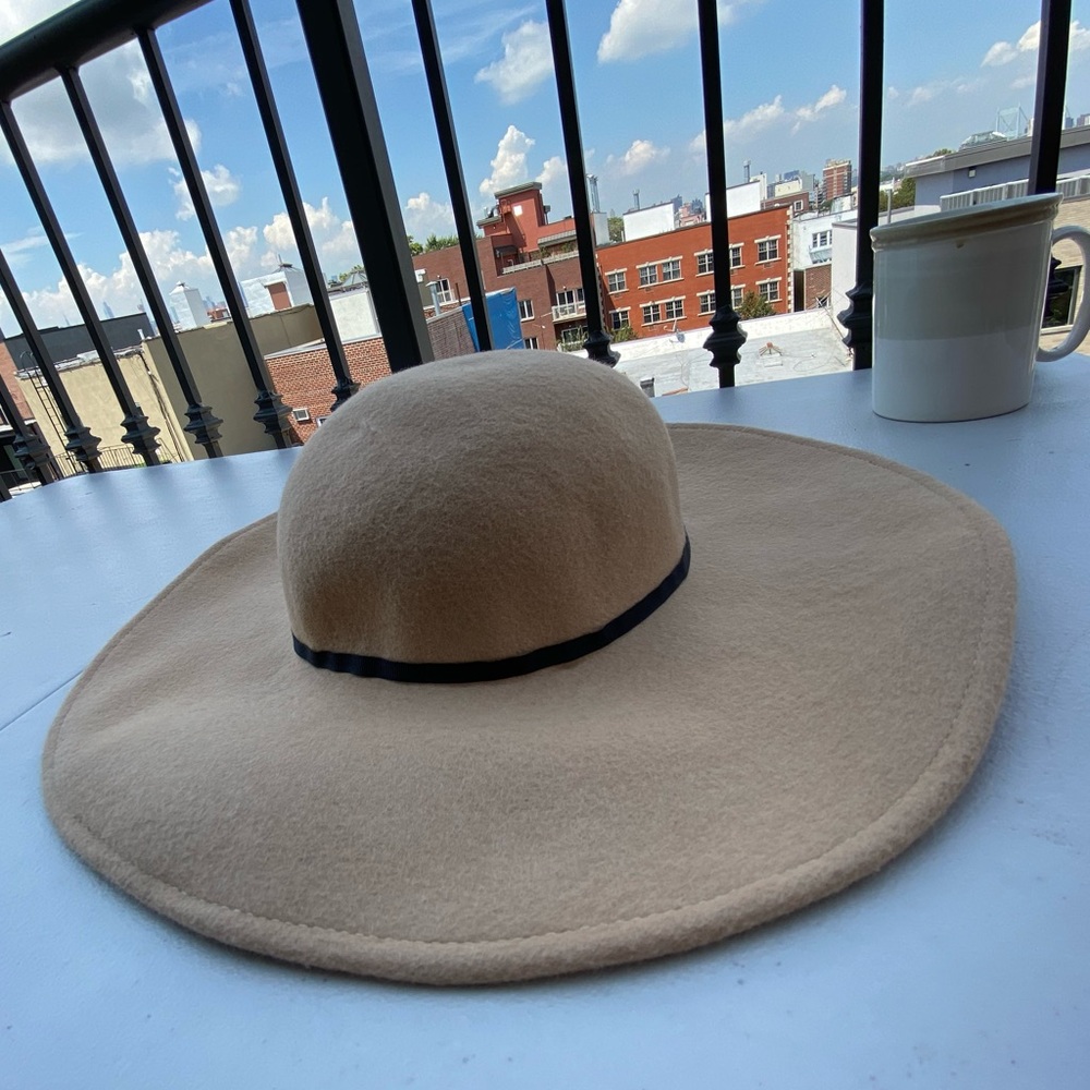Genuine Camel Wide Brim Hat - Picture 3 of 7